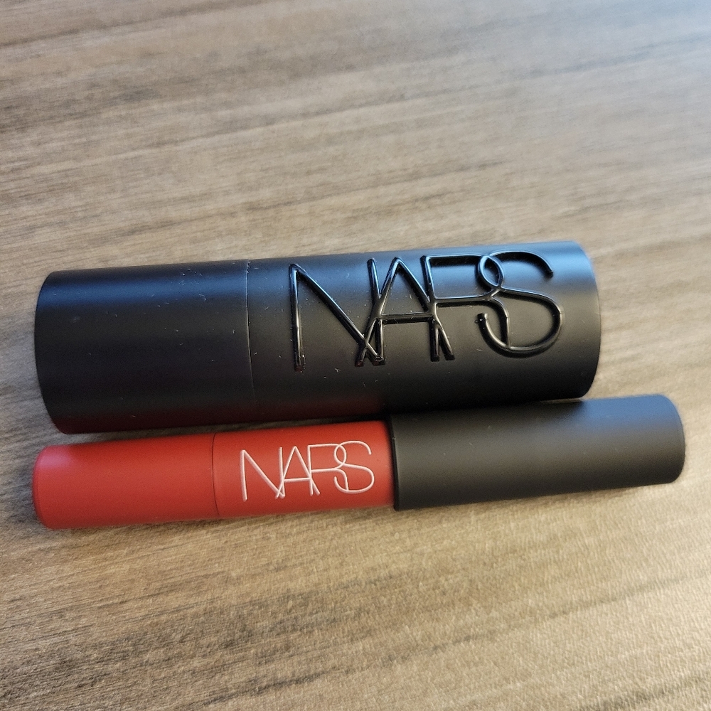 2 NARS Lipsticks CRUELLA & Explicit Lipstick UNRESTRAINED